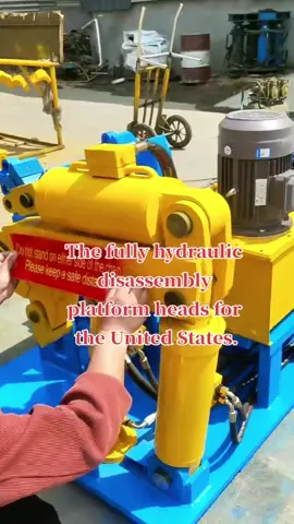 The all-hydraulic disassembly platform allows you to easily solve the problem of disassembly of the impactor drill. #popular #takenotes #produce #drillingmachine #factorydirect #qualityassurance #assistant 