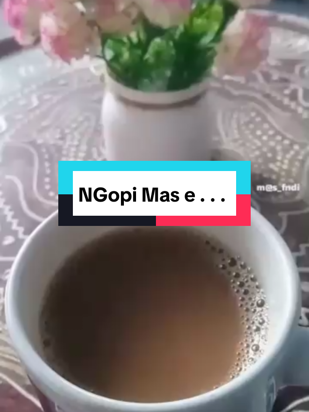 NGoPi bareng MX KING. . .  #fyp #viral #fpage #santai #mx #mxking #mxkingstyle #mxkingindonesia🇮🇩 #mxkingindonesia 