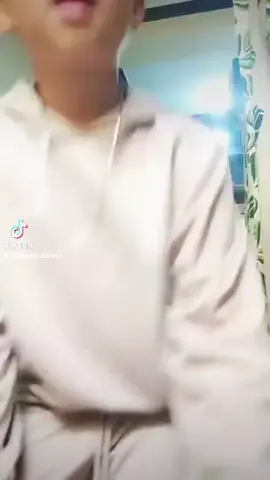 Hai GUYSS... Gimana KEREN-KECE Kan??, DANCE dan Pakai SWITTER WARNA Seragam dengan CELANA LEVIS-Nya. [💵💲💸🔥🔥-FYP]. #fypage  #fyppppppppppppppppppppppp  #viraltiktok  #Trend  #Kids 