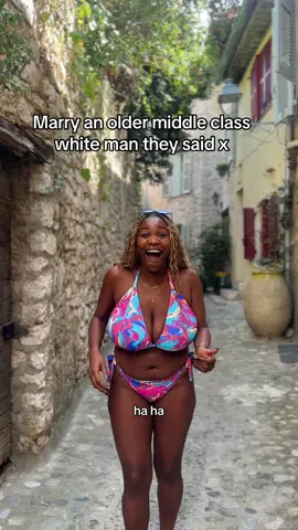 I’m shooketh???? 😂😂😂😂😂 #marriage #comedy #clapham 
