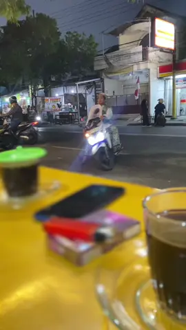 Perwedangan #ngopisantuy #kopiaesthetic #mentahanvideo #bahanswmu #kopidangdut 