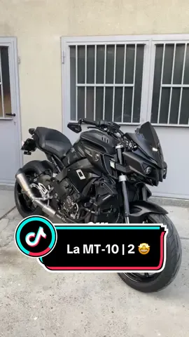 La MT10 mon pote 😍 | partage à ton pote qui rêve d’en avoir une et dit moi quelle moto tu aimerais voir dans la prochaine vidéo #humour #motorcycle #moto #yamaha #mt10 #yamahamt10 