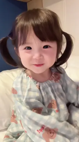 Như v k yêu sao được #baby #cute #cutebaby #embedangyeu #embe #dethuong #begaidangyeu #nhavia #mebau #viaconcung #begai #dethuong #babylove #babytiktok #xuhuong #fyp #thocung1011 #vietnam 