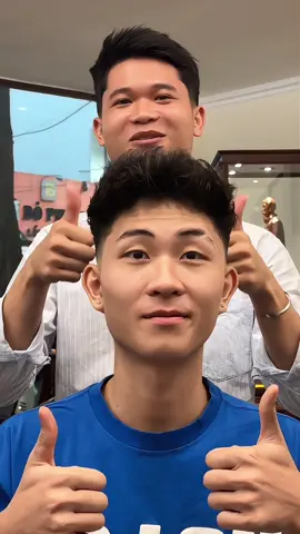 Trả lời @Linh  Anh em nào tóc xoăn tự nhiên lâu năm mà đang chưa biết để kiểu gì thì phải tham khảo ngay nhé !!! #mrcahoi #cahoibarber #vucahoi #tocnamdep #hairstyle #fyp #xuhuong #messyquyff 