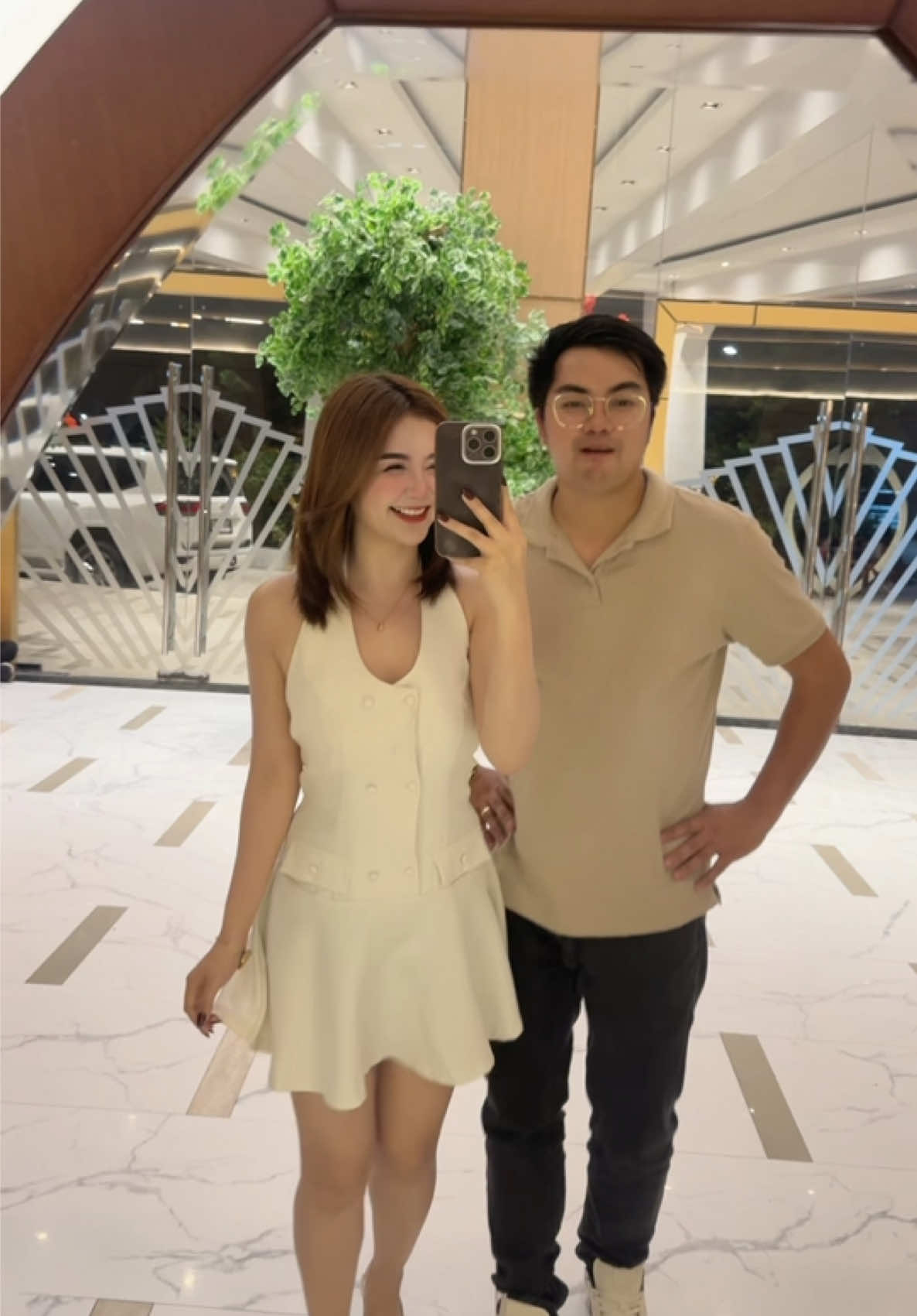Nahihiya pa yan siya 🤪