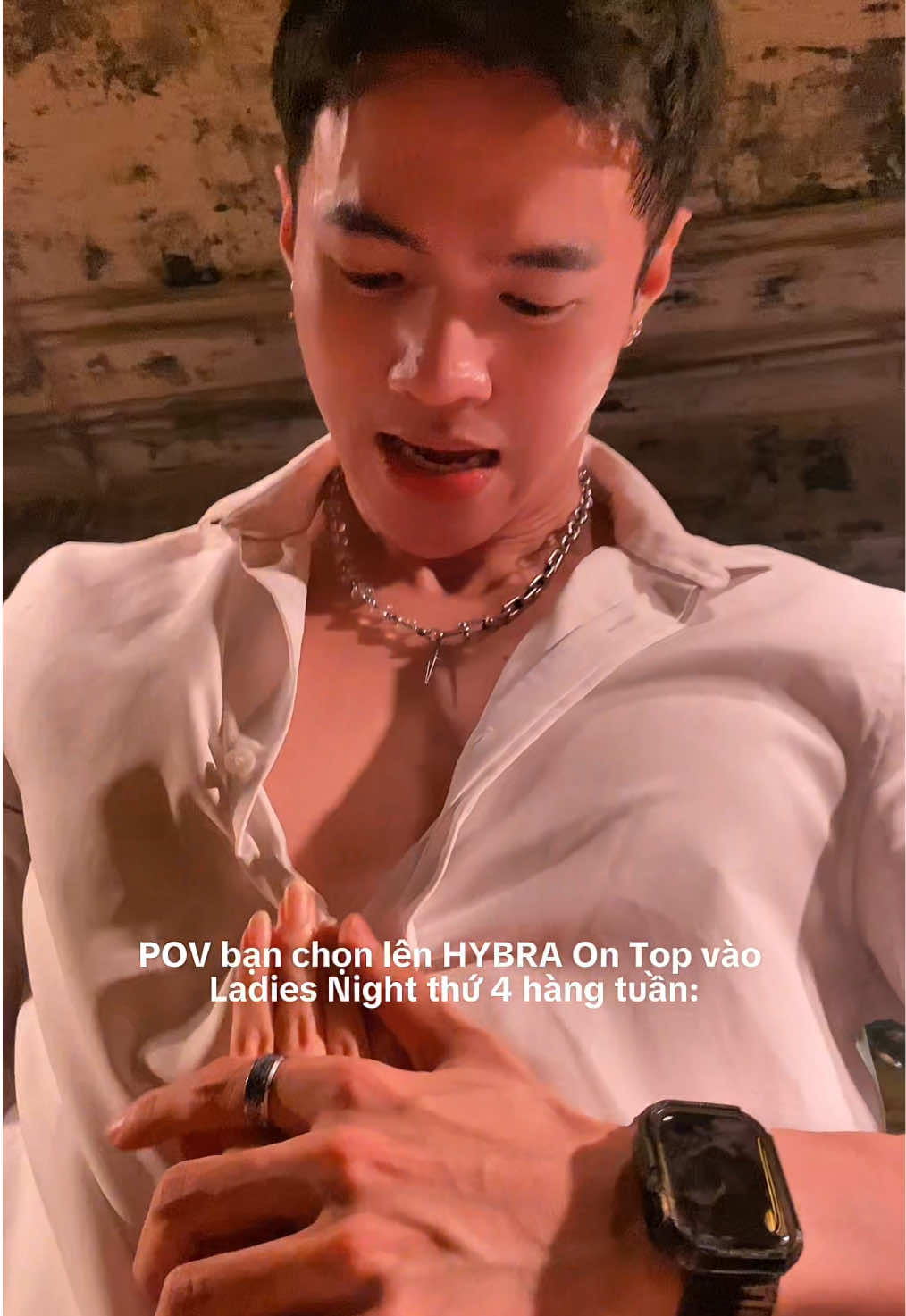 Thế này chịu sao nổi chị em ơii 😩😩 #hybraontop #hybrahanoi #hybra #traidep #bar #ladiesnight
