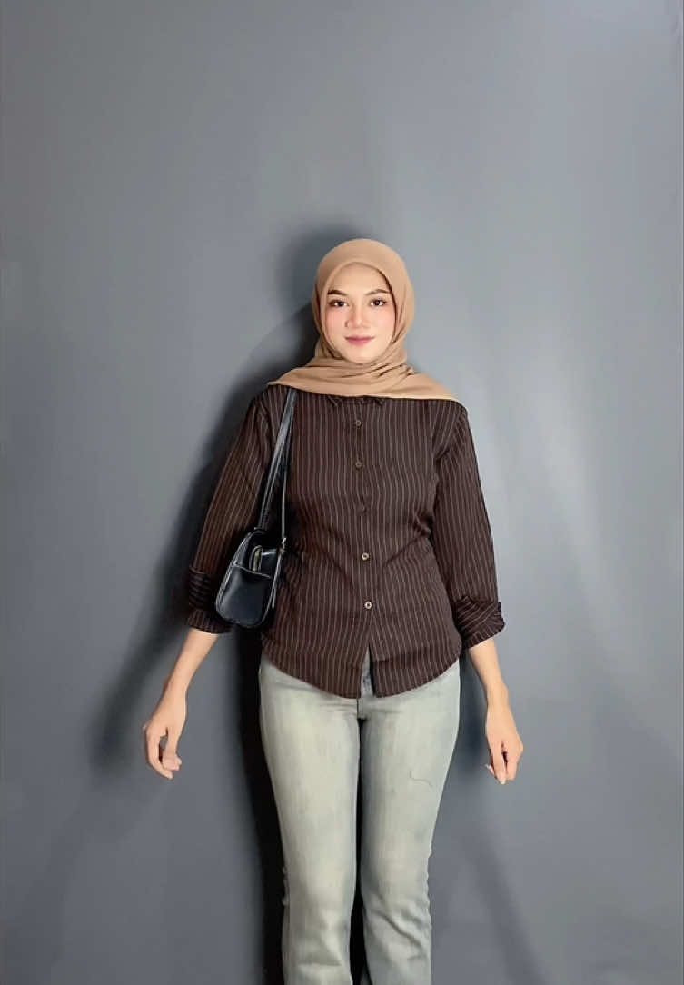 Kameja from @AM FASHION.01✨🕊️ #outfit #kamejafitted #kameja #kamejawanita #outfitideas #outfitcheck #outfitinspo #outfitinspiration #fypシ #fyp 