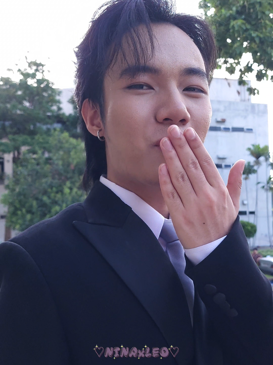 ก่อนจะได้จุ๊บจากสุดหล่อ ต้องโดนน้อนดื้อใส่ก่อนนน🤣 น่าเอ็นดู้ววจังง อยากหยิกกก😚🤏🏻🫳🏻 @ลีโอเองนะครับ  #ดาราอินไซด์อวอร์ด #รางวัลนาคราชครั้งที่7 #ลีโออธิป #leoatip #ลีโอไมค์หมดหนี้ #ninaxphotos #nwithleo 