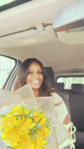 💐🍯 #fypシ #foryoupage #viral #srilankan #brown #flowers #august1st 