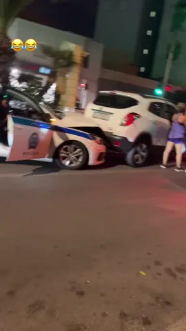 😆😆👮‍♂️