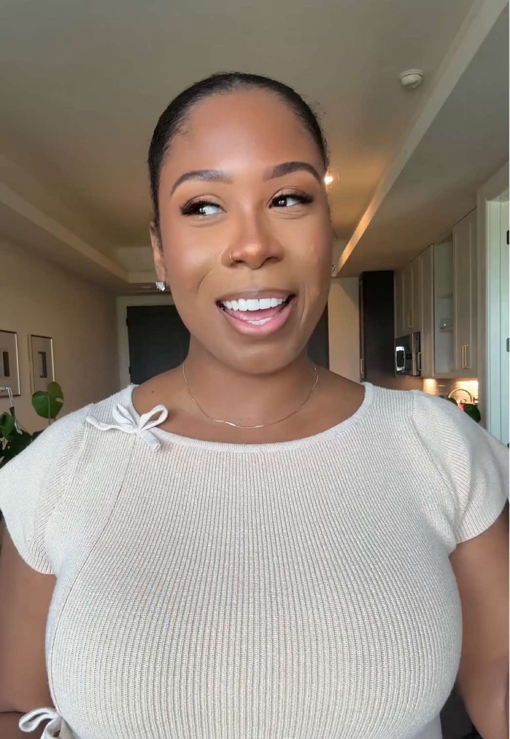 Sometimes things happen outside of our control but you still have a choice. When life happens and you’re having a bad day, I want you to still decide to have a good day. #morningencouragement #morninginspiration #storytime 