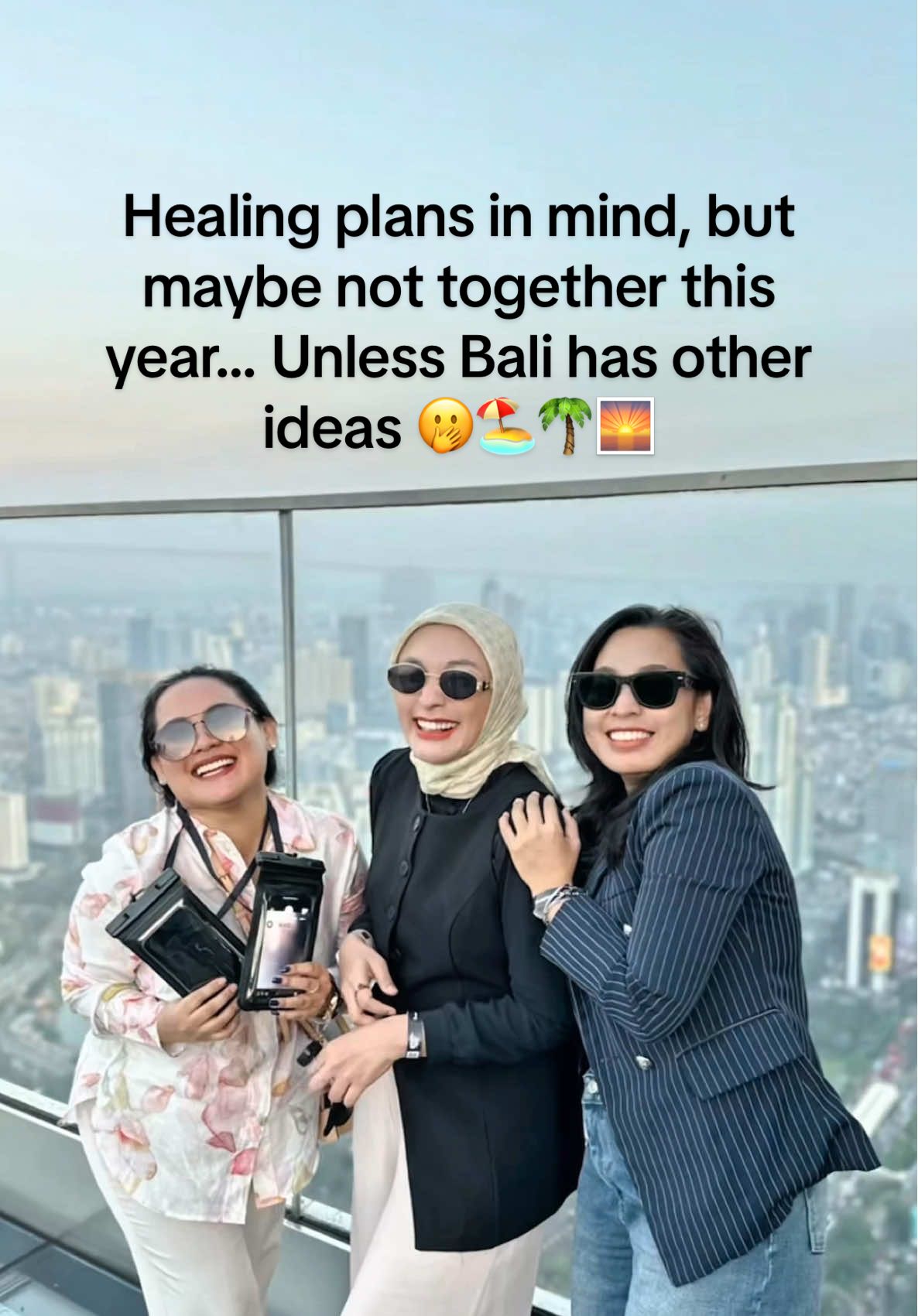 Tahun ini rencana liburannya beda-beda tapi ga apa2 ya penting tetap kompak dalam kerjaan 😎