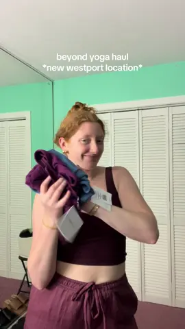 linked on my LTK! Abs already worn both lol @Beyond Yoga #moveinbeyond #westportct #fashionblogger #redheadthriving #connecticut #ctblogger  