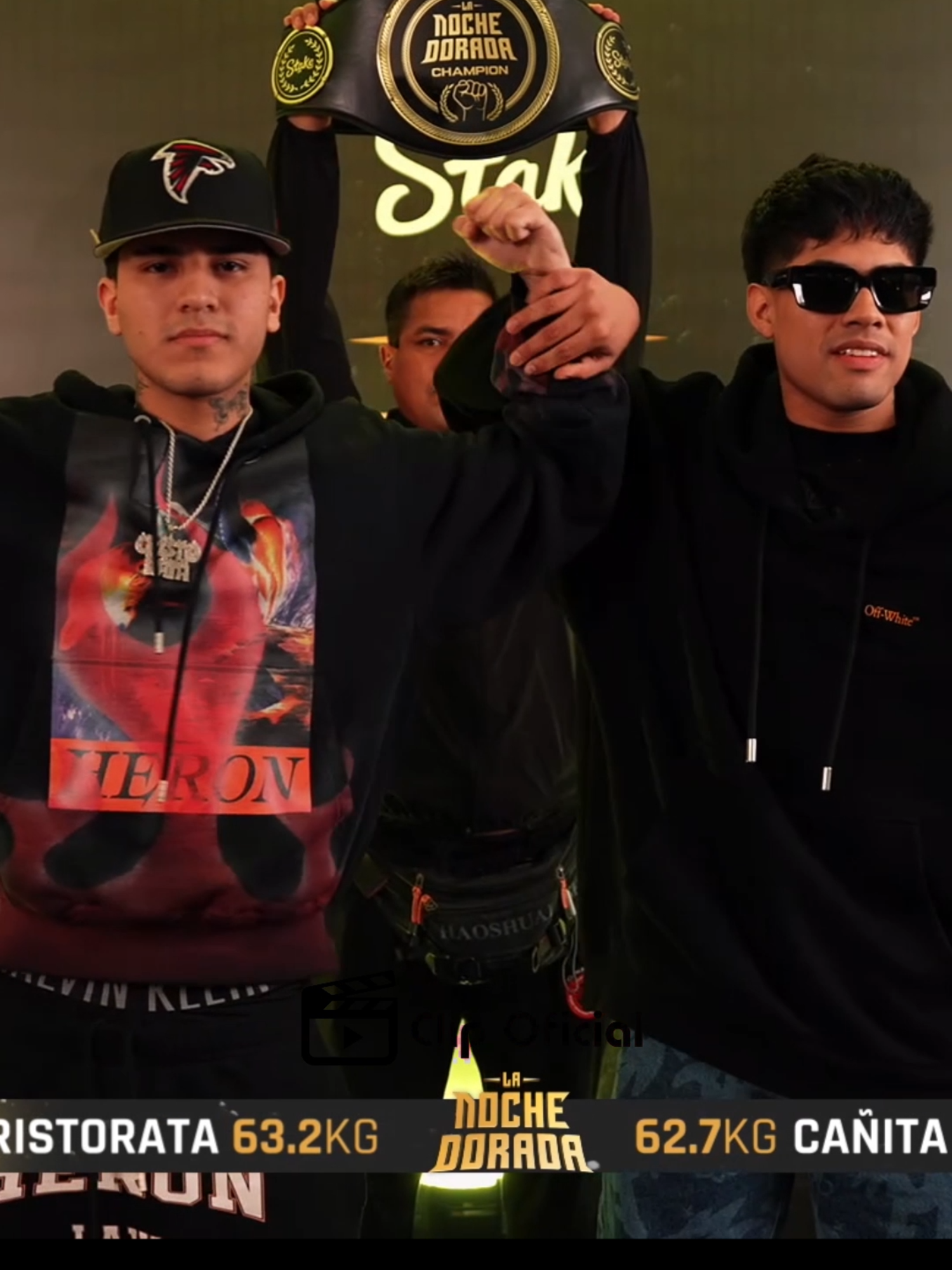 Hoy es la Noche Dorada del Zein @elzeeinmr @gloglokingoficial @shadoune666mc @zullyy_cs @lapinkyok @cristorata7 @iamalexiss  #zein #cristoratafans #teamchoclito🌽🌽 #glogloking #shadoune #zully #pink