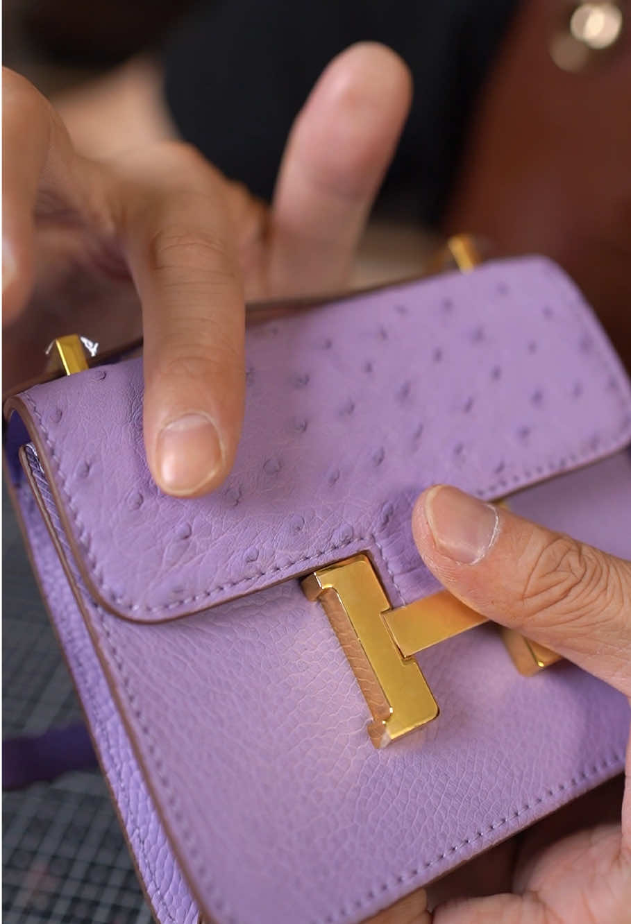 You can find here all types of leather materials, whether you've seen them before or not.#bags #handmade #fashion #ostrich 