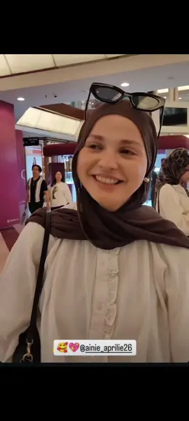tugbakuu 😍  #tugkiara🌷 #indonesia🇮🇩 #tugkiara🇹🇷 #amalghrayri🇹🇳 @TUGBA @Amal_ghrayri 