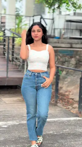 මං දන්න ආදරේ ඇතුලේ මං දකින ලස්සනම දේ, මං ආදරේ කරන කෙනා මං නිසාම සතුටින් ඉන්න එක 🥺💛 #foryou #fypppppppppppppp #goviral #1millionaudition #srilanka #trending #fyyyyyyyyyyyyyyyy 