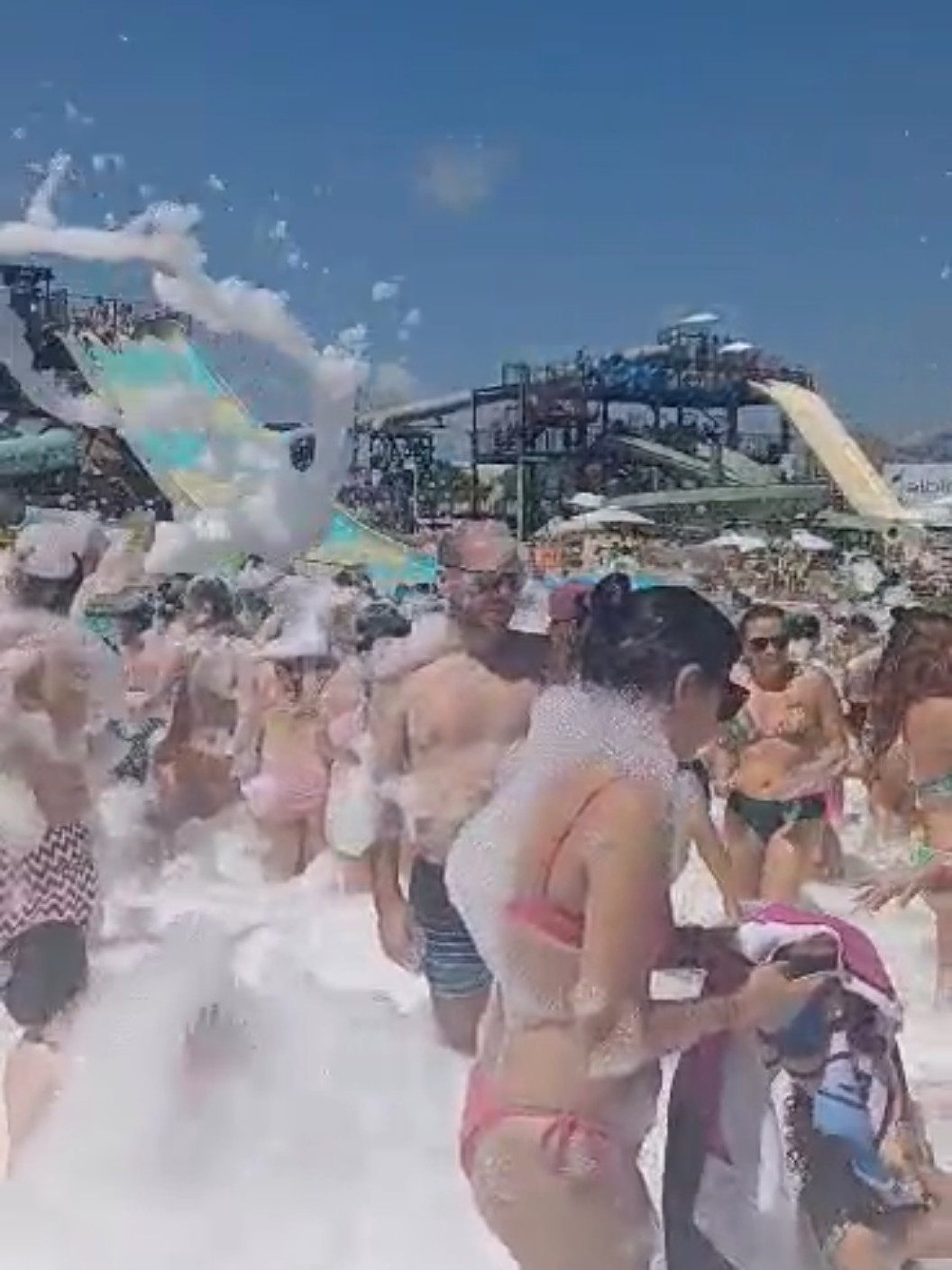 #beni #women #bikini #girls #party #nudism #spain @The Foodie Fisherman @chewiechewbaaarker @Mark Lloydy Lloyd @Welcome To Benidorm @thevwmechanic_official @👑  PASHMAN  👑 @dolahbrown 