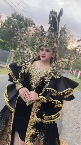 New maskot hitam bludru full payet premium 😍 #promoseruweekend #muajember #fypシ゚viral #maskotkarnaval 