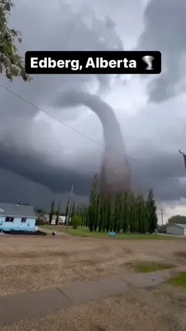 Tornado in Alberta  #calgary #yyc #alberta #canada_life🇨🇦 #weathernetwork 