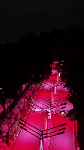 Suasana malam di Gor Segiri Samarinda😍ternyata malamnya kota ini bener bener indah sekali🤩 #samarinda #kalimantantimur #inism #fyp 