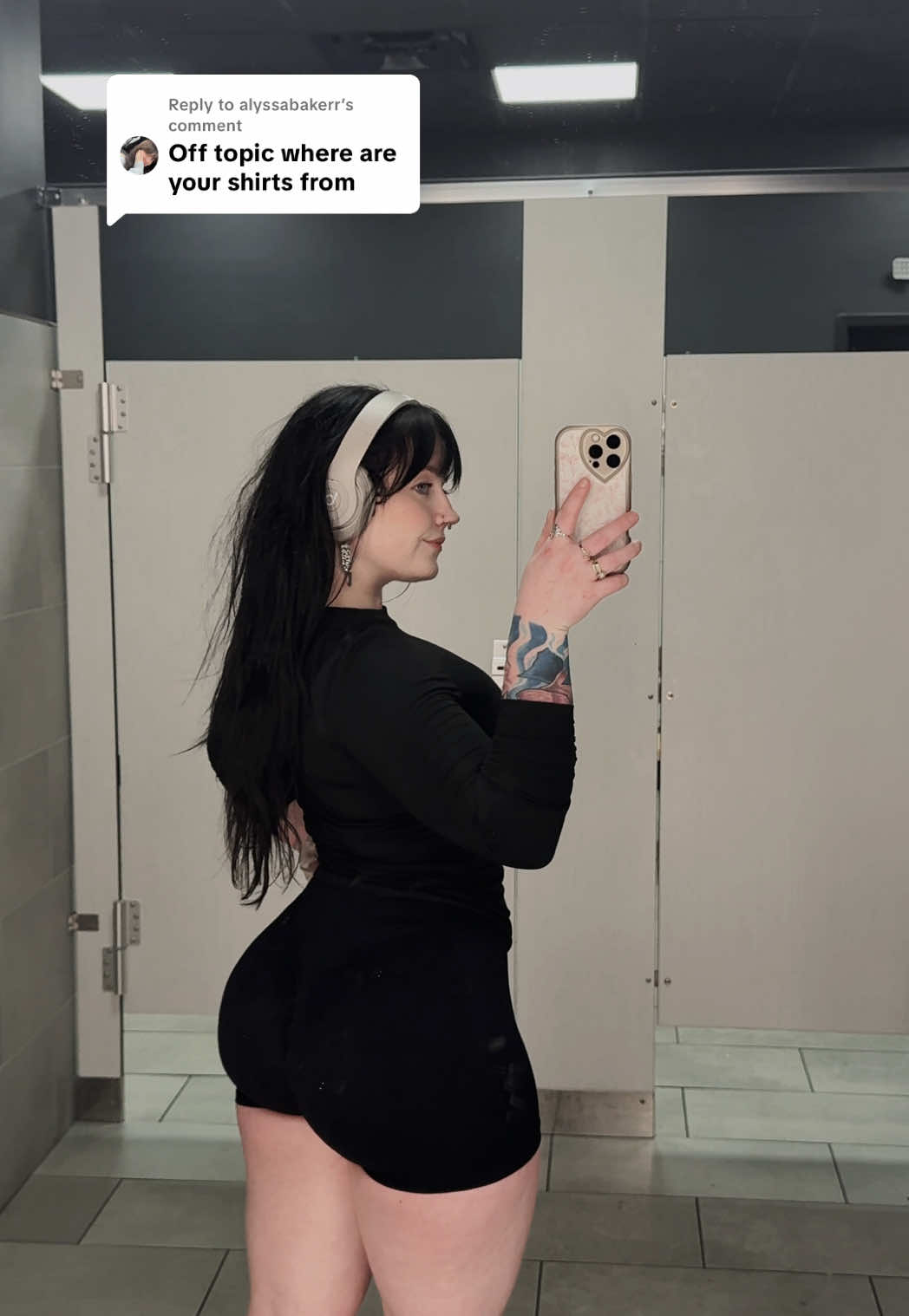 Replying to @alyssabakerr this is one of the many brands I shop from, but I’ll do a whole breakdown when I have time 🥰 this one is especially thick!!! I wear it outside the gym too 🫶🏻 • • #fypシ゚viral #foryoupage #gymfit #OOTD #GymTok #compressionshirt #gymfashion 