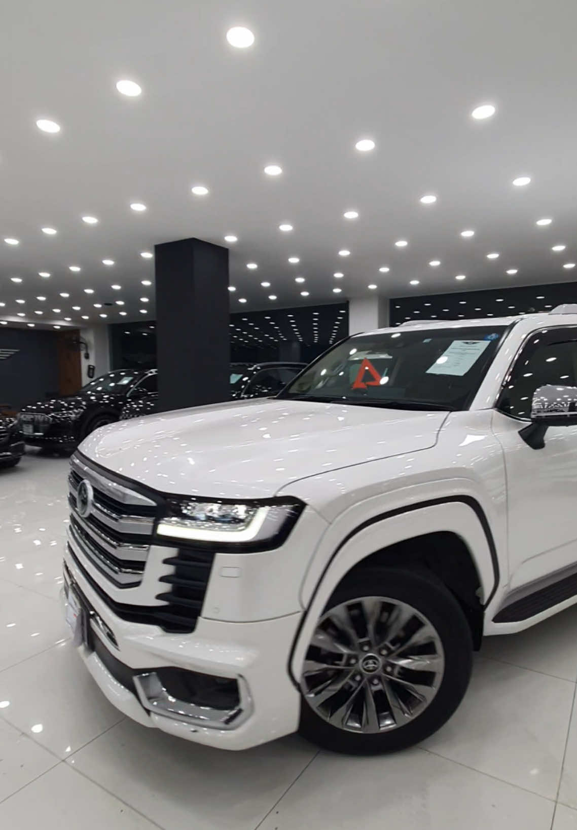 Land cruiser LC 300 | ASMR Walkaround #autophy #carasmr #lc300 #LC #lexus600 #lc300 #carwalkaround