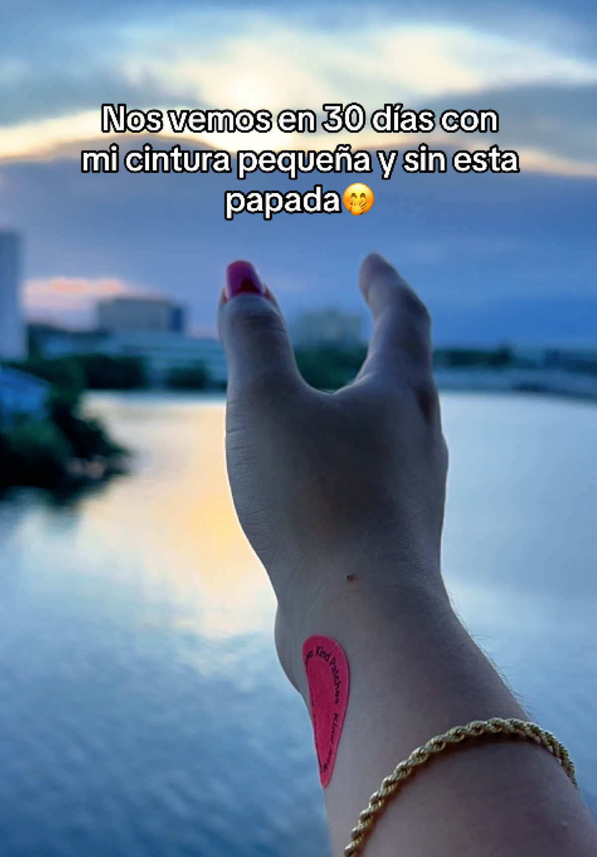 Más sencillo que esto? Créeme que nada😳 #womenshealth #patches #kindpatchesreview #metabolichealth #metabolismo #debloat #parches 