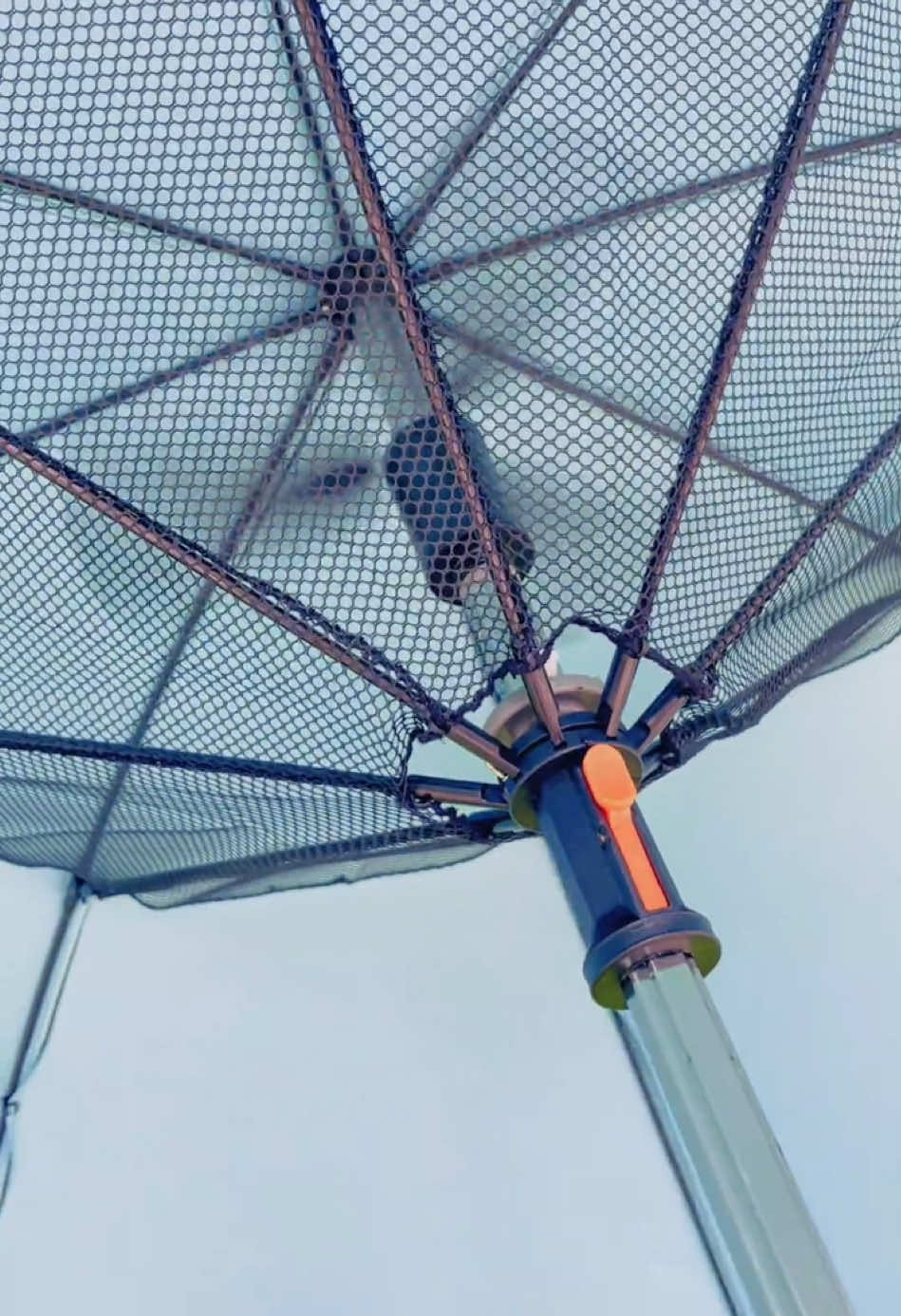 Easy to get cooling in hot summer😏#gadgets #coolgadgets #coolstuff #shopping #product #amazonfinds #LearnOnTikTok #tiktokmademebuyit #fyp 