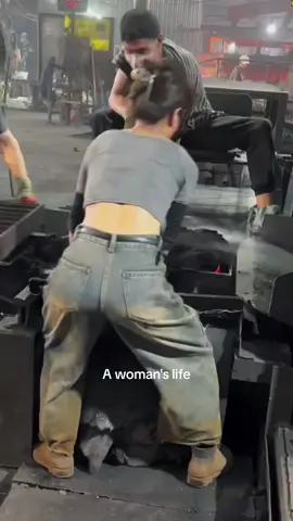 A woman's life🥺🇺🇸💪#fyp #Foryou #Tiktok #usa🇺🇸 #womenworkouts #work 
