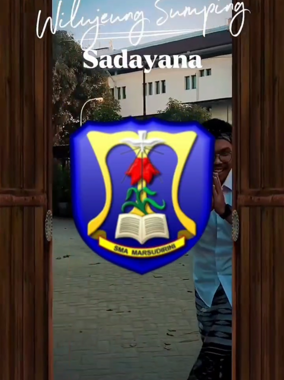 SMA Marsudirini menghadirkan Harmoni Nusantara yang merupakan kegiatan menggunakan pakaian adat atau pakaian tradisional yang akan diikuti oleh 
 seluruh warga SMA Marsudirini. Semangat Marsudirinian peduli dan bangga terhadap keragaman budaya Indonesia. #smamarsudirinibekasi #yayasanmarsudirini  #seniorhighschool #deusprovidebit