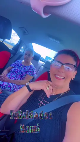 Hoy es el cumple de mi madre bella y solo pido salud y fuerza para sequir disfrutando de su compañía no importa que no sepa que soy su hija yo nunca me olvidaré de la gran madre que es bendiciones 🙏❤️