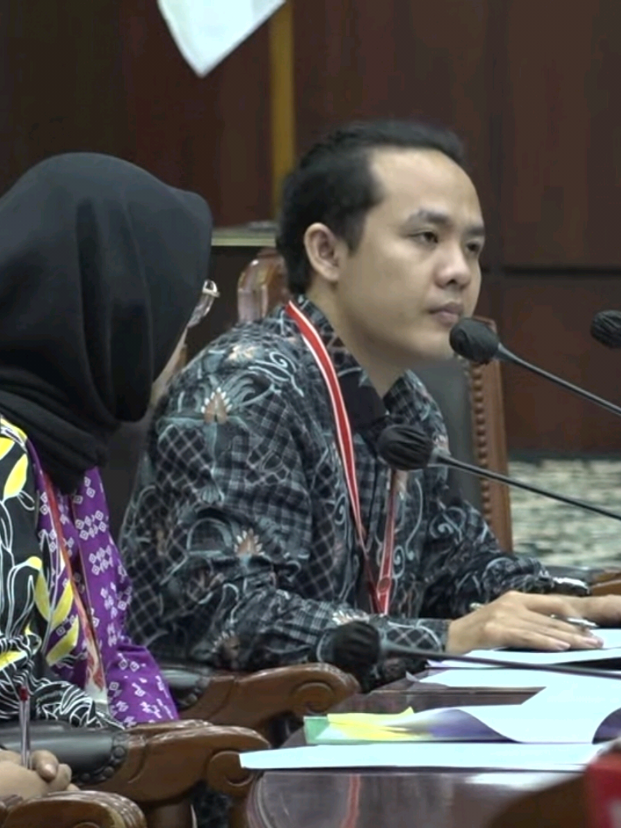 Keterangan Ahli (Part 3) Uji materiil Pasal 11 ayat (2) serta penjelasan Pasal 11 ayat (2) UU No. 2 Tahun 2002 Tentang Kepolisian Negara Republik Indonesia, menyangkut masa jabatan Kapolri. #ruupolri #polri #amnesti #abolisi #kapolri #demokrasi #fyp 
