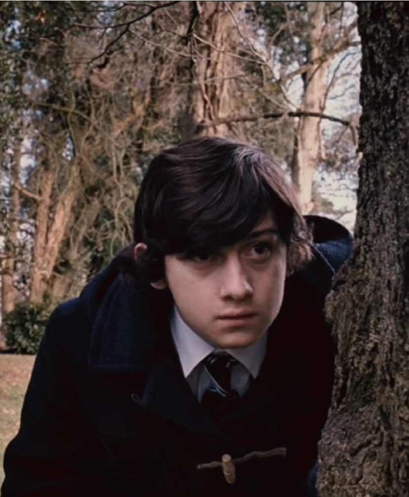 zooey deschanel + submarine . Okay i actually ended up liking this one😪#olivertate #submarine2010edit #submarinemovie #fyp #xyzbca okay i promise bigger boys and stolen sweethearts is next this time🥲