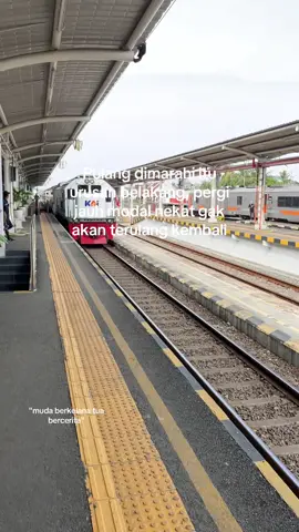 #fyp #keretaapiindonesia #kai121 #xyzbca #travelingbytrain 