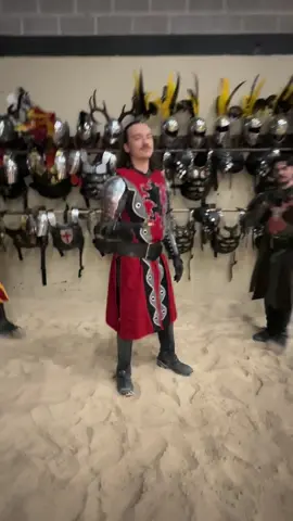 I think the green knight likes this trend a little too much… • • • • #medievaltiktok #medievaltimes #medievaltimesdallas #fypシ #viral 
