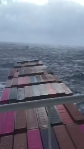 #Fear #Storm #Ocean #Ship #UnitedStates 