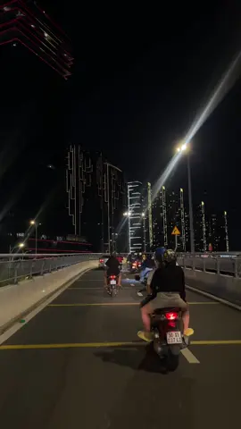 Sài Gòn về đêm #saigon #xhhhhhhhhhhhhhhhhhhhhhhh 