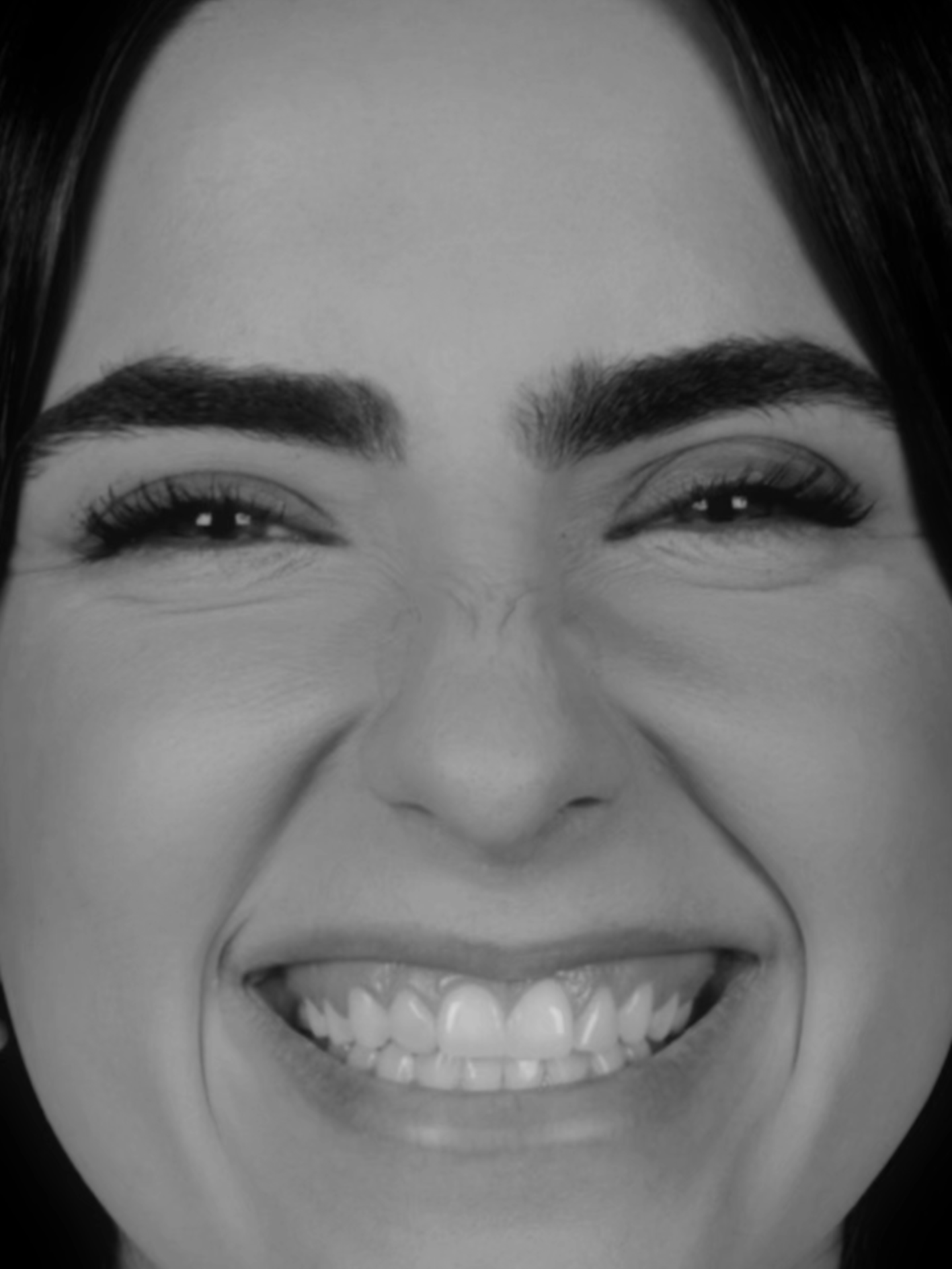 ¿Lista para verte y sentirte increíble? @fer_uf0 💫 #beforeandafter #experienciafazioni #fazionitopdentistry #drrobertootero #denist #mty #carillasdeporcelana #Monterrey #fazioni