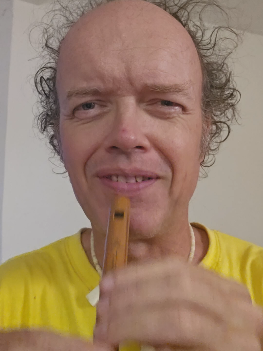 Seconde improvisation à la flûte sopranino RJBP en bambou de Madagascar. #sylvainpierredurif #legrandmonarque #flute #sopranino #rjbp #bambou #madagascar 