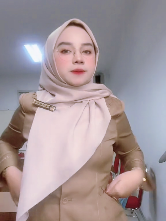 Assalamualaikum 😊 _ _ VT BY : _ _ _ _ #fypシ゚ #pnscantik #guru #pns #pnskekinian 