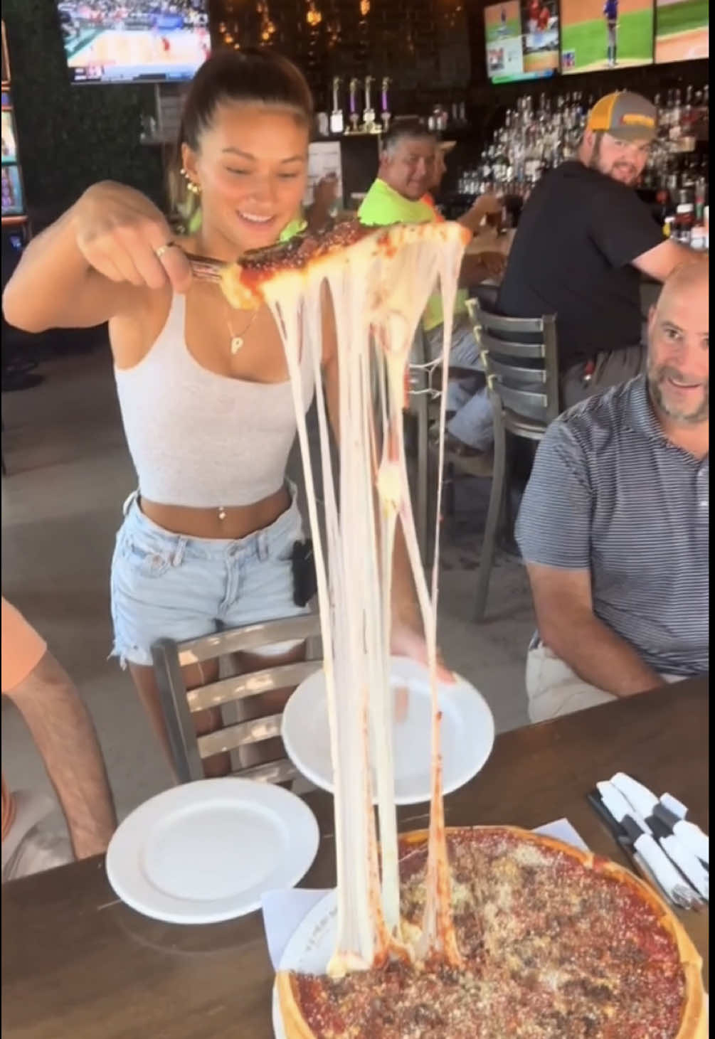 We’re doing cheese pulls at @Enzo’s Pizza 🧀🍕 Do you think deep dish or Chicago Style pizza is ‘real’ pizza? 🤷🏽‍♂️ #fyp #foryou #pizza #chicago #deepdish #cheesepull #foodporn #food 