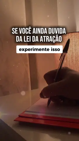 Duvide de tudo. Menos da sua energia✨ Se você ainda tem um pezinho atrás com a lei da atração… experimente isso. É simples. É simbólico. E é poderoso. Essa prática é conhecida como Sopro de Criação — um ritual ancestral usado para enviar seu desejo ao campo das infinitas possibilidades. Funciona assim: 1. Pegue um papel. 2. Escreva uma frase ou palavra curta com o que você deseja manifestar. Pode ser algo como: 💰 “Renda extra inesperada” 💞 “Amor leve e recíproco” 💼 “Clientes todos os dias” 🙏 “Paz interior” ✨ “Confiança no meu caminho” 1. Segure o papel por alguns segundos. Respire fundo.    Sinta como se o seu desejo já fosse real. 2. E então… sopre.    O papel, o ar ou apenas a sua intenção.    Imagine que você está entregando seu desejo ao universo. 3. Finalize dizendo:    “Está feito. Está enviado. Eu confio.” Simples? Sim. Mas seu subconsciente entende como um envio oficial. E isso muda toda sua vibração. ⚡️ Se você quiser aprofundar esse processo e liberar de vez o que trava a sua energia, use o meu áudio de reprogramação mental, O Código da Liberdade. 💬 Comenta LIBERDADE aqui embaixo que eu te mando o link.