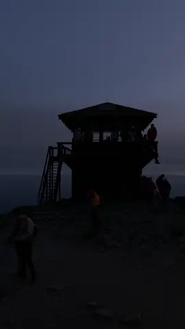 escaping isn’t always something bad // highly recommend waking up at 1am and hiking in the dark for two hours to get here by sunrise  #mtrainier #firewatch #nationalpark #mtfremontlookout 
