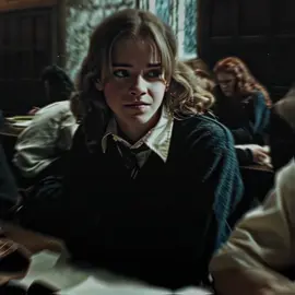 Swimming pools #harrypotter #harrypotteredit #hermionegranger #fyp #foryoupage #xyzbca #viral #ae #editing