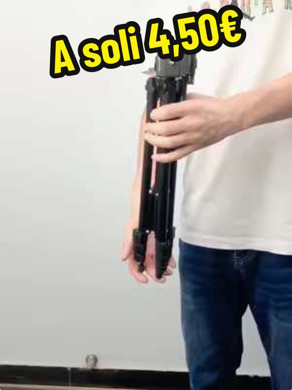 Tripode ZOMEi in alluminio, leggero ma resistente, con supporto universale per Android e iPhone. Altezza regolabile, perfetto per video, fotografia, videoconferenze e streaming. Facile da trasportare, stabile e professionale. Commenta qui sotto se vuoi il link! #tripode #treppiede #supportotelefono #fotografiamobile #streamingsetup #videoconferenza #contentcreator #smartphonestand #gadgetutili #tiktokitalia