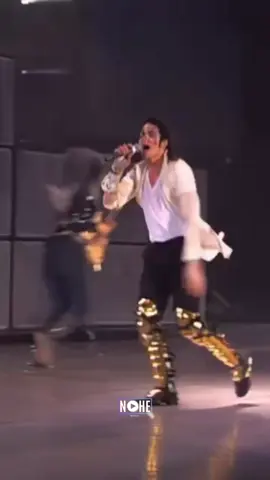 Michael jackson black and White #michaeljackson #blackandwhite #musica #video #2000 #tiktokviral #ypfッ♡♡ #ypfッ #buenamusica 