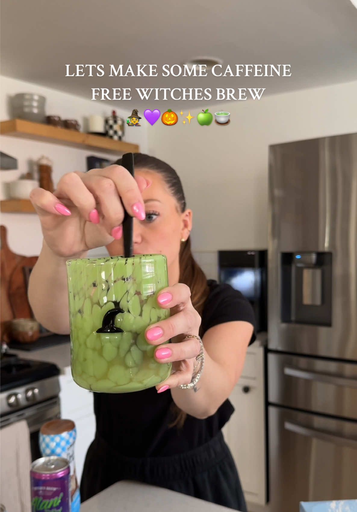 This is definitely gonna be a staple drink for me!! 💜🍏✨ @Alani Nutrition 