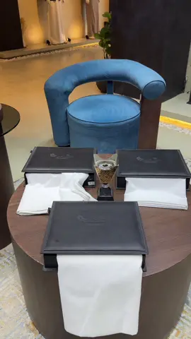 خياط السبكة منزل عرض رهيب الى نهاية شهر ٨ ثوبين والثالث مجانا من اختيارهم.. عندهم فرع واحد في حي اشبيلية.. #عروض #ثياب #ثياب_رجالية #ثوب #تفصيل_ثياب #جديد  ad