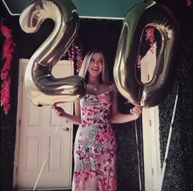 watch this flop 💔 #giannaharner #giannamjoyce #glowhouse #stars44gianna #giannaedit #editing #edit #birthday #skincare #editor #makeup #getreadywithme #glowrecipe #supergoop #drunkelephant #iloveyougianna🤍 #foryoupage #fy #foryoupageplease 